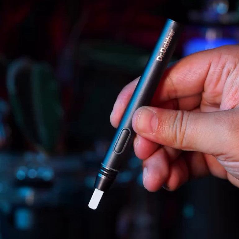 Dr. Dabber Tropfengröße in der Hand