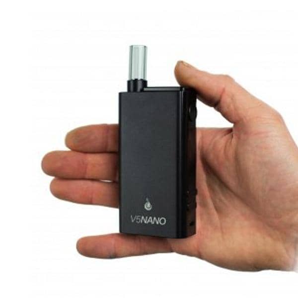 Flowermate Nano Größe in der Hand